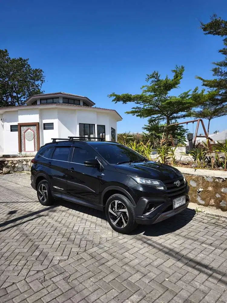 Toyota Rush 2018 Bensin
