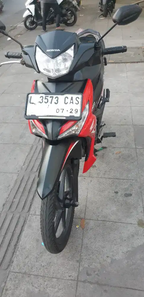 Supra X 125 th 2024 istimewa km 21rb pjk baru 07-2027