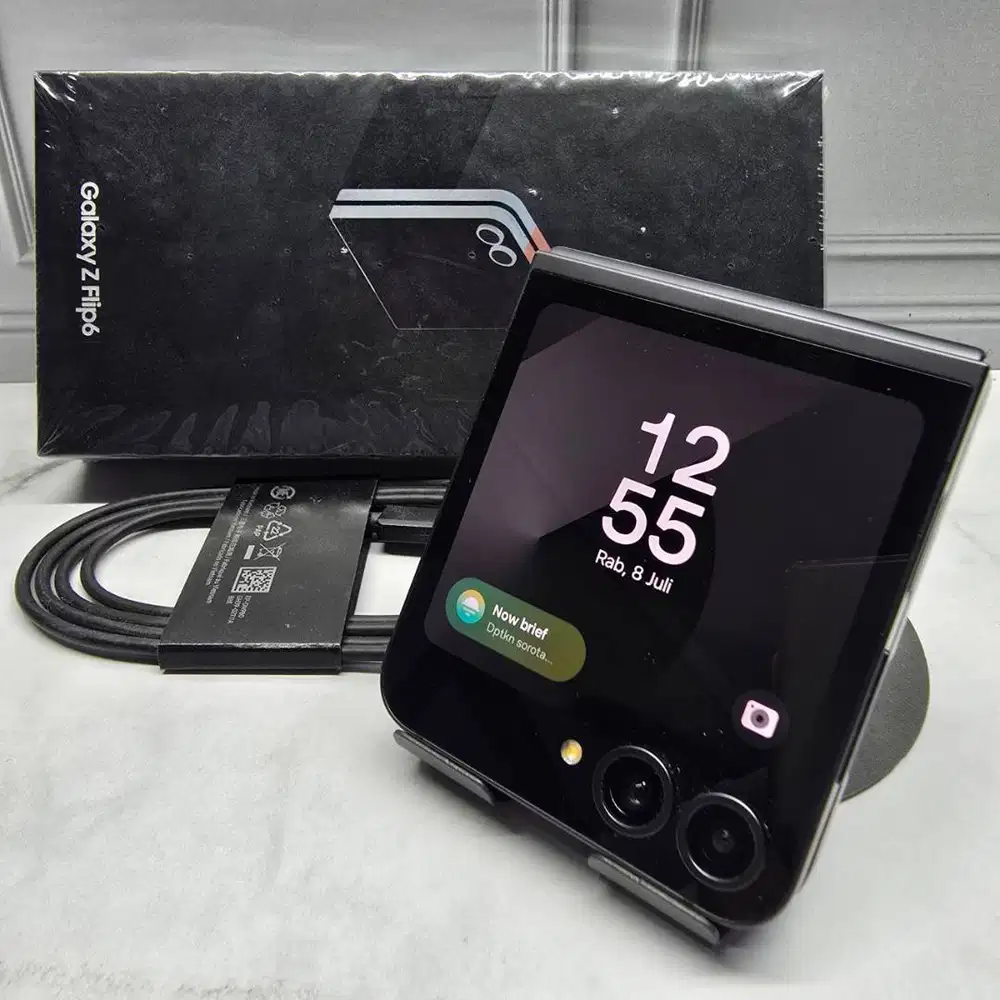 Samsung Galaxy Z Flip 6 12/256GB Exclusive Black Resmi SEIN Like New