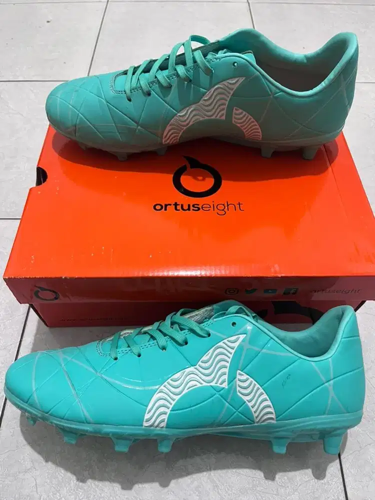 Sepatu Bola Ortus Zenith Ukuran 44