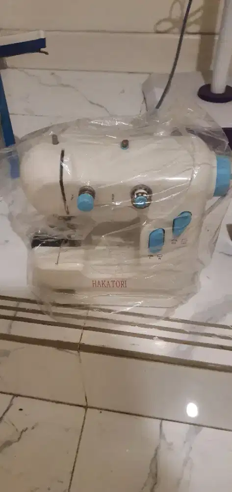 MESIN JAHIT MINI