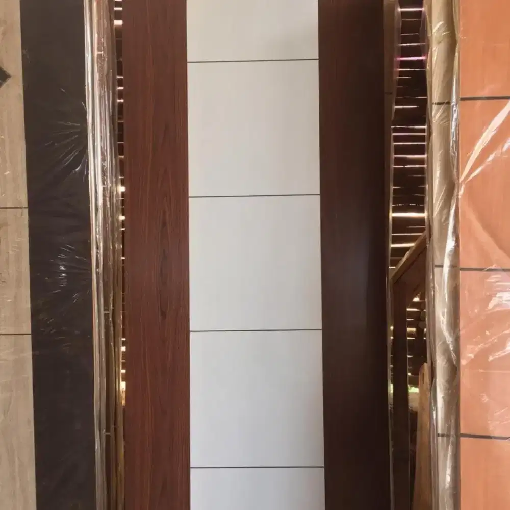JUAL CEPAT BORONGAN PINTU & KUSEN