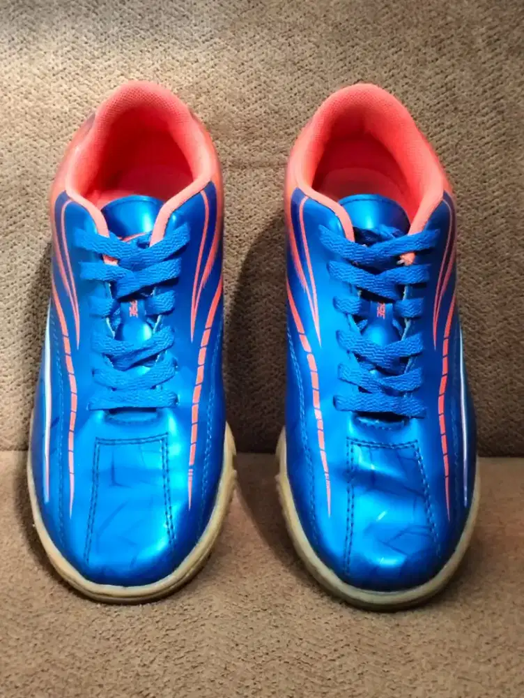 Sepatu Futsal Pria - SPOTEC