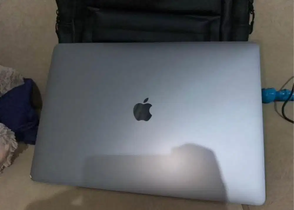 Mackbook pro 19 i9