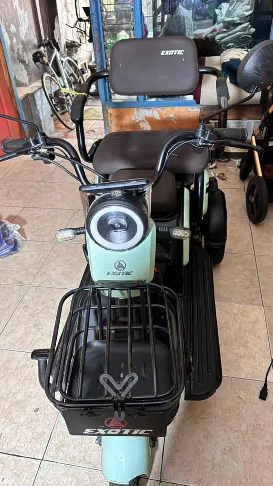 EXOTIC SIERRA- Sepeda Motor Listrik Roda 3