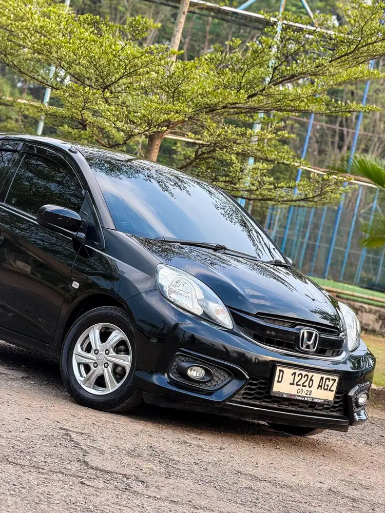 Honda Brio E CVT 2018 Hitam antik low km terawat mulus matic AT