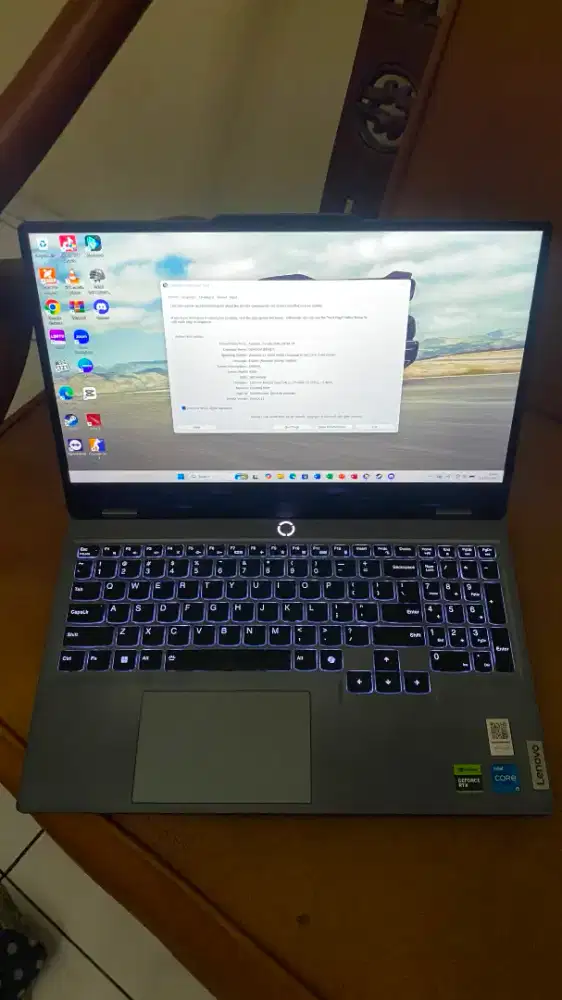 LAPTOP GAMING LENOVO LOQ 15IAX9