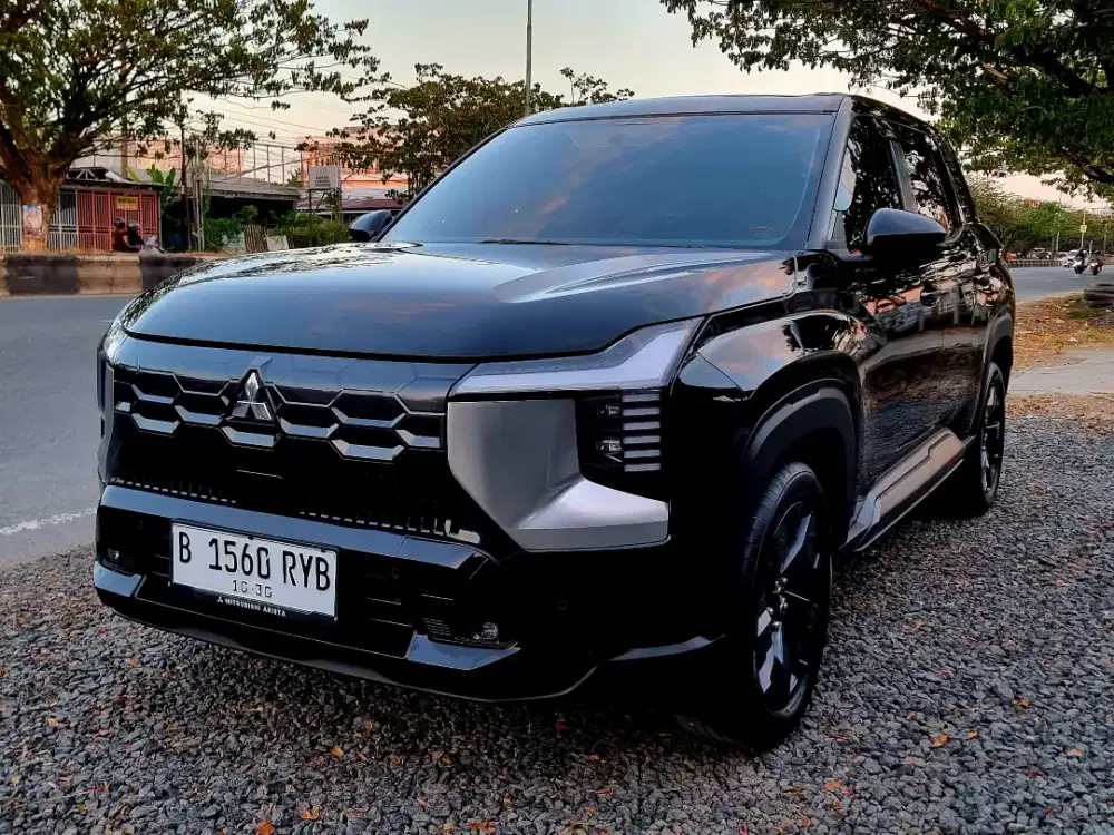 Mitsubishi Destinator Exceed Matic 2025 Orisinil Istimewa.Cash/Kredit
