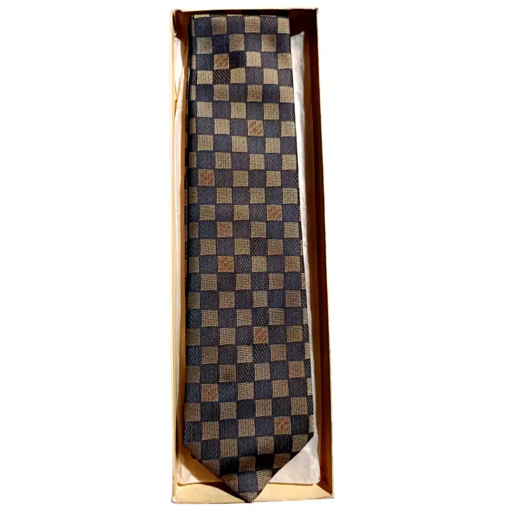 Dasi pria Louis Vuitton original barang baru stok lama