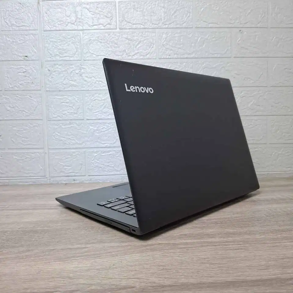 Laptop Lenovo Ideapad 320 Core i3 6006U RAM 8GB SSD 128GB 14in Win 11