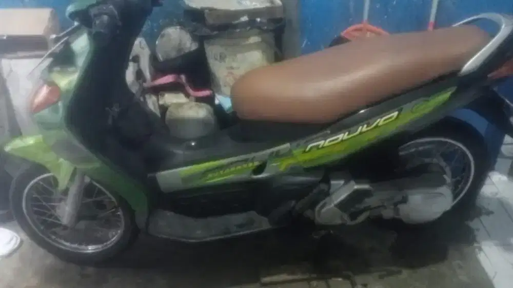 YAMAHA NUOVO TAHUN 2002