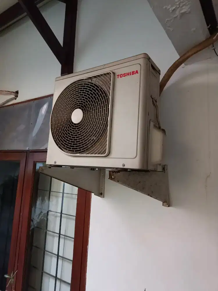 AC Toshiba 1 PK Dingin Sejuk tinggal pasang