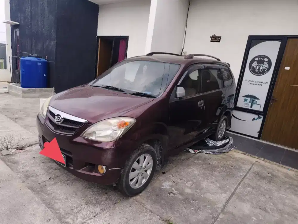 Daihatsu xenia 2009 LI Family