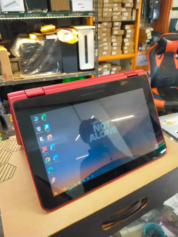 jual laptop 11 in model yoga lipet layar touchscreen slim ringan