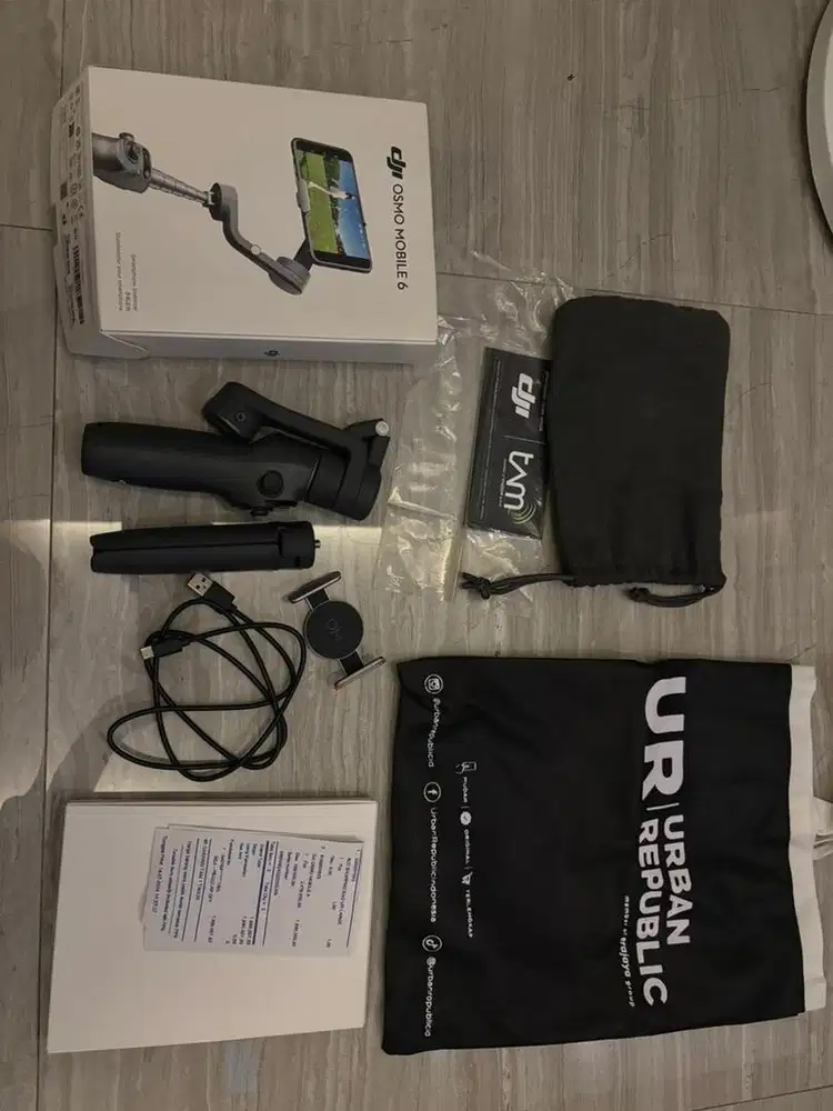 DJI osmo mobile 6
