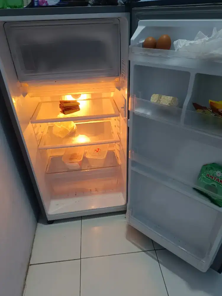 Kulkas kompor galon