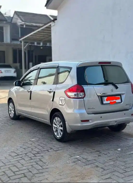 Dicari Ertiga GX 2013 MT