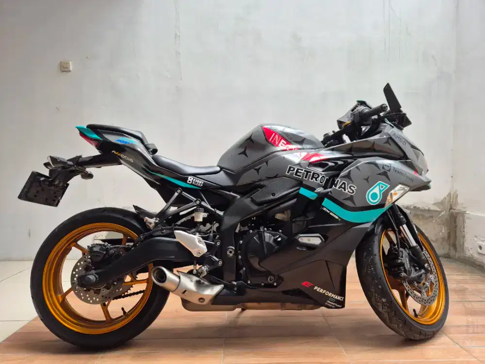 Dijual kawasaki zx25