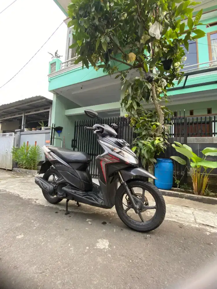 Dijual Honda Vario Techno 2010