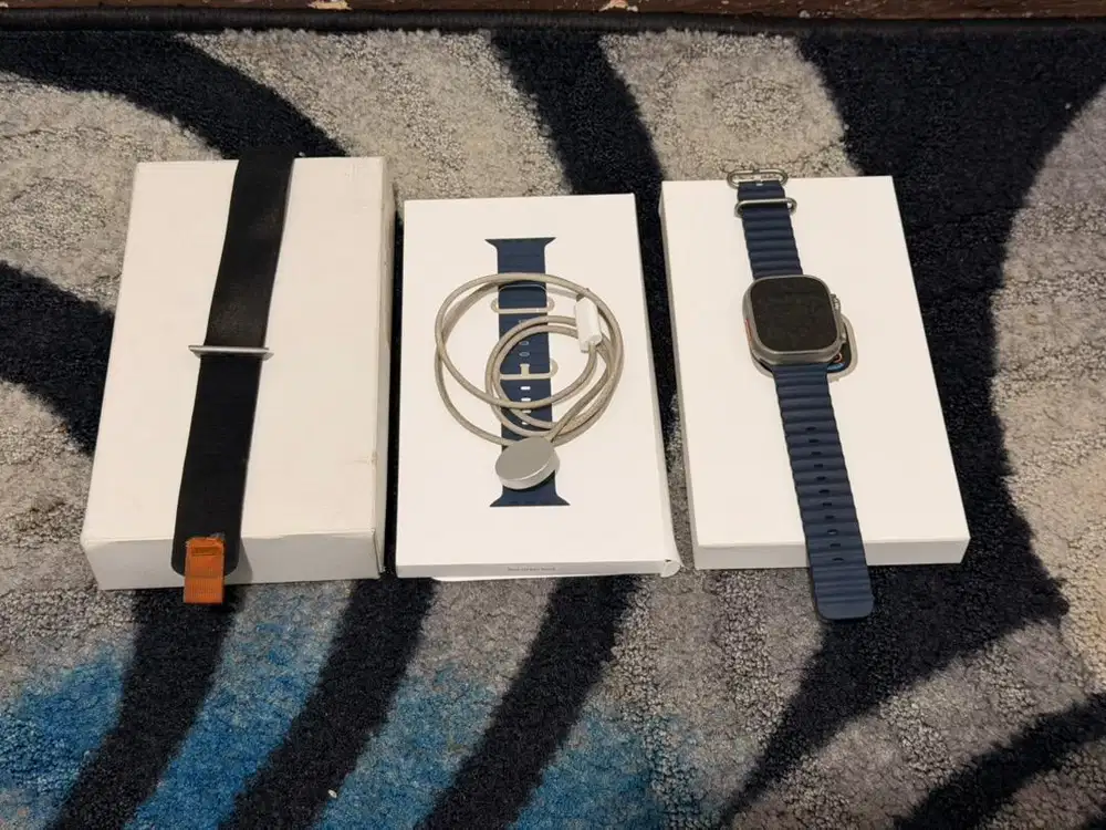 Iwatch Apple watch ultra 2 49mm mulus fullset like new