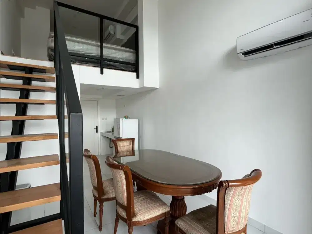 Disewakan NEGO Bulanan / Dijual Rugi Furnished 1BR Mezzanine Kingland Avenue – The Venetian Loft D @ Alam Sutera