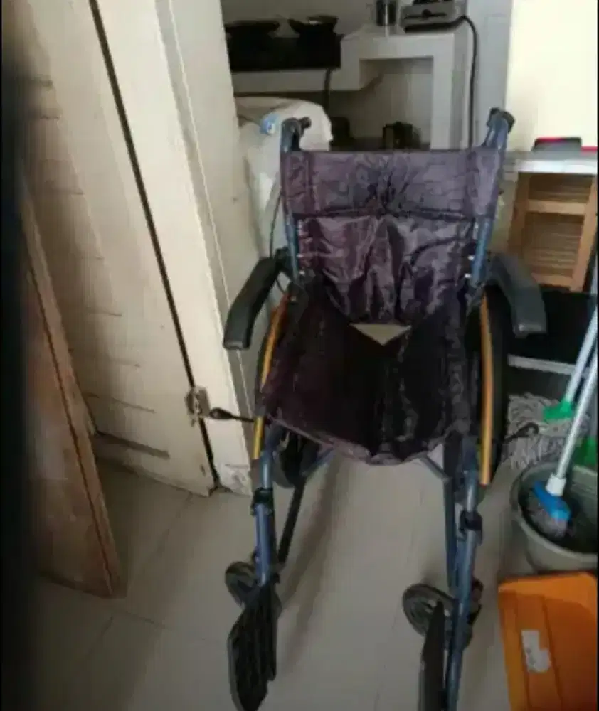 Jual Kursi Roda Kuat Dan Ringan