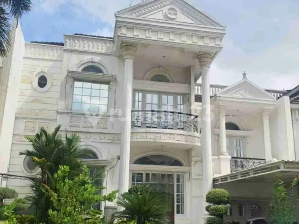 DiRumah Mewah klasik di citraland utama*