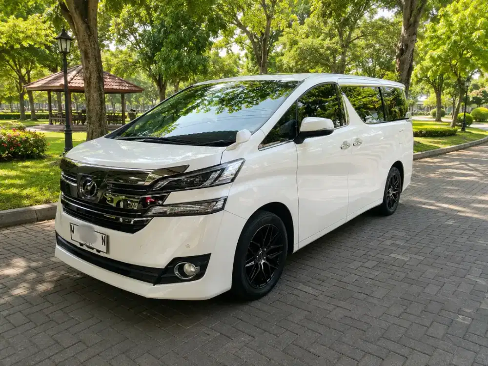 Toyota Vellfire X 2.4  Matic 2015