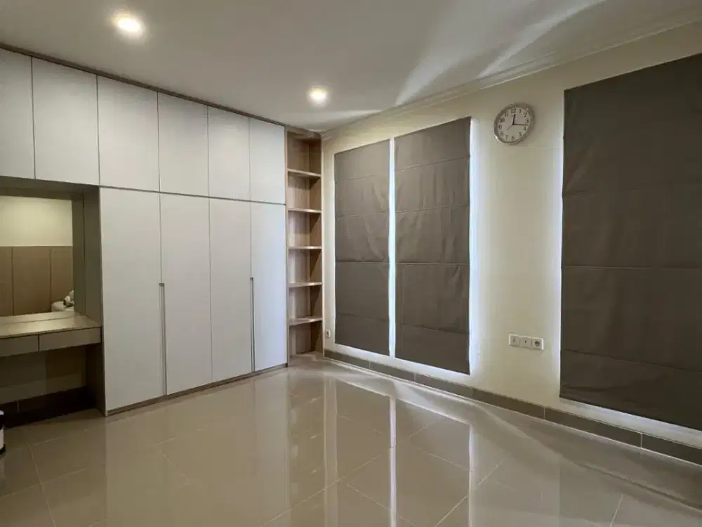 DIJUAL RUMAH FULL FURNISHED DI BARONI SUMMARECON GADING SERPONG