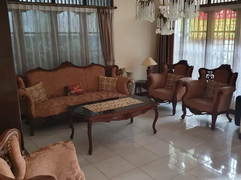 Rumah Layak Huni Di Cempaka Putih Pusat Kota, Bebas Banjir