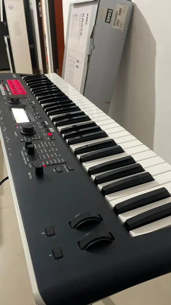 Korg kross 2 like new