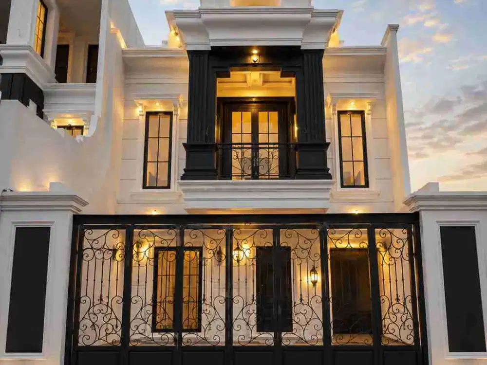 Rumah Rooftop dekat exit toll Andaradi Jagakarsa Jakarta selatan siap huni