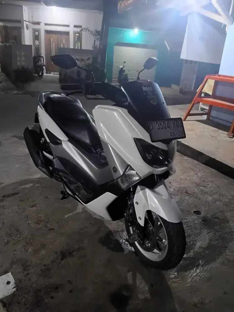 Yamaha NMAX 155 Thn 2017 Putih Terawat STNK & BPKB Lengkap Siap Pakai