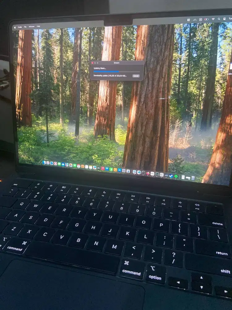 Macbook Air M2 13-inch 256/16Resmi IBOX Second Fullset Original