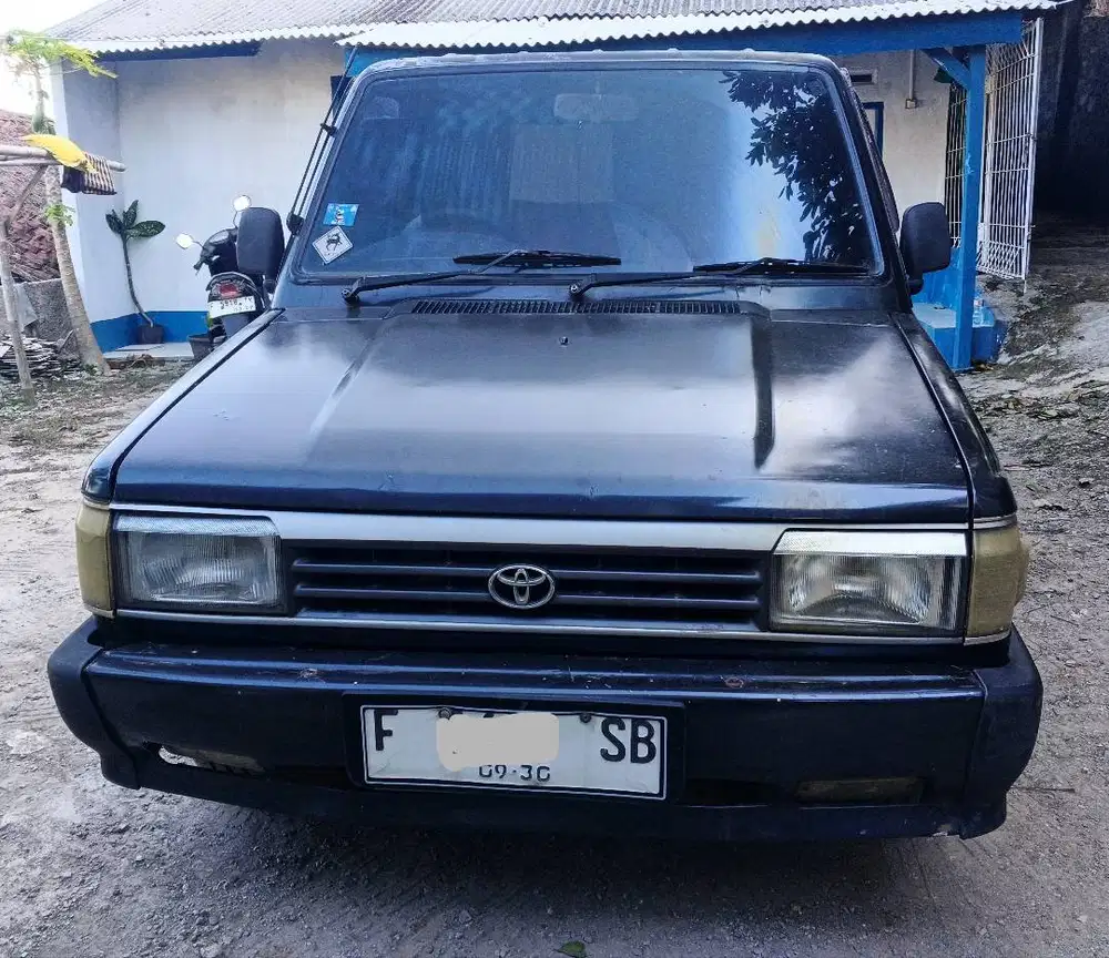 Toyota Kijang Super