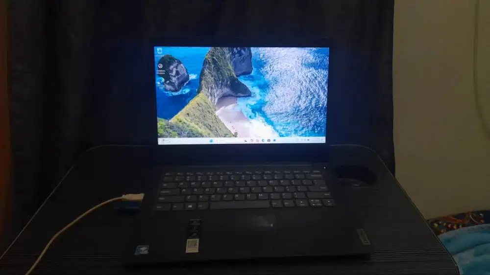 Dijual Cepat: Lenovo Ideapad 3 (Siap Pakai untuk Kerja/Kuliah)