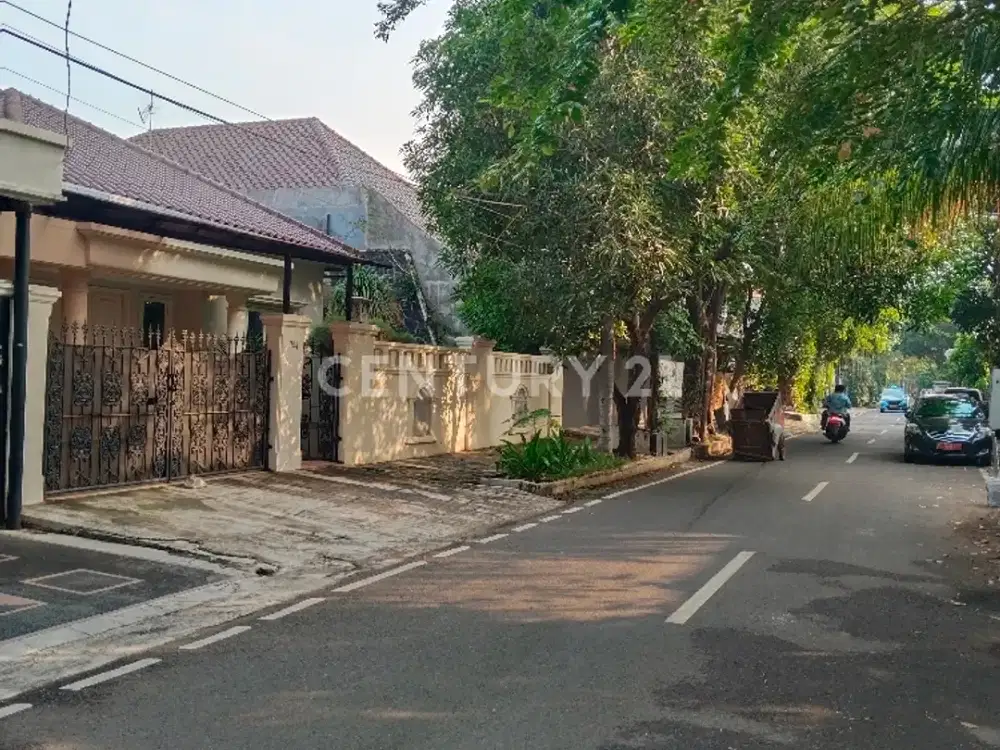 Rumah Siap Huni Lokasi Strategis Dekat Dengan Tol  Cempaka Putih