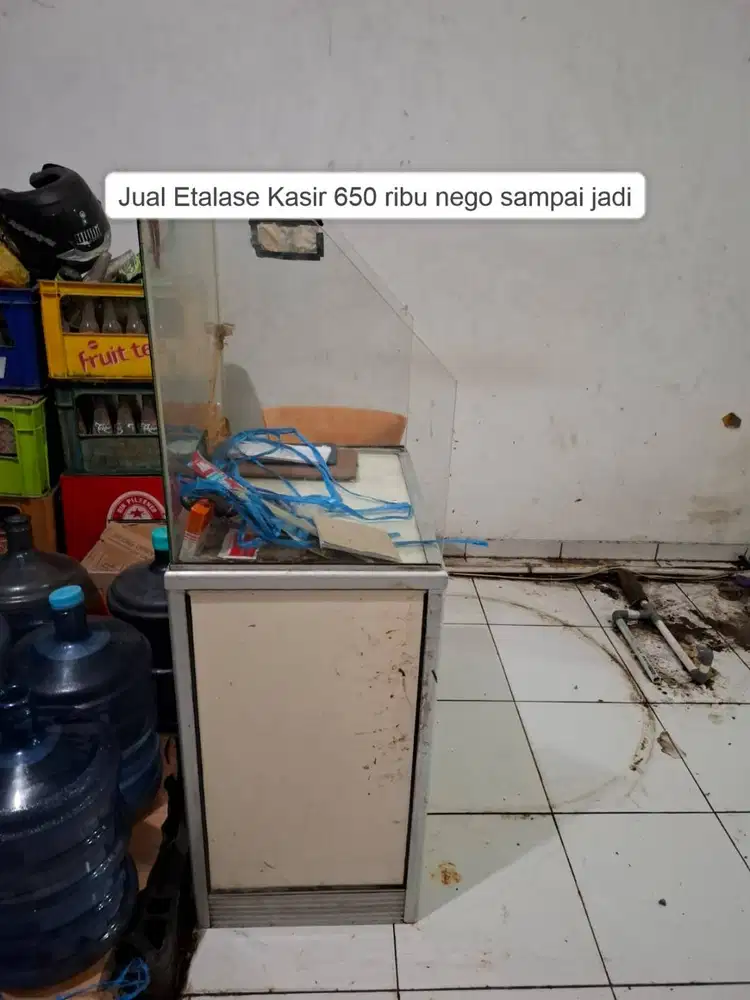 Di jual Etalase Kasir