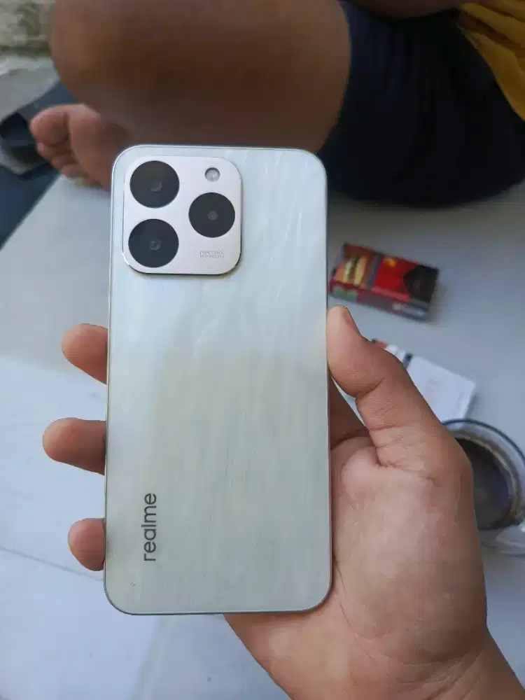 Di jual Realme 15T