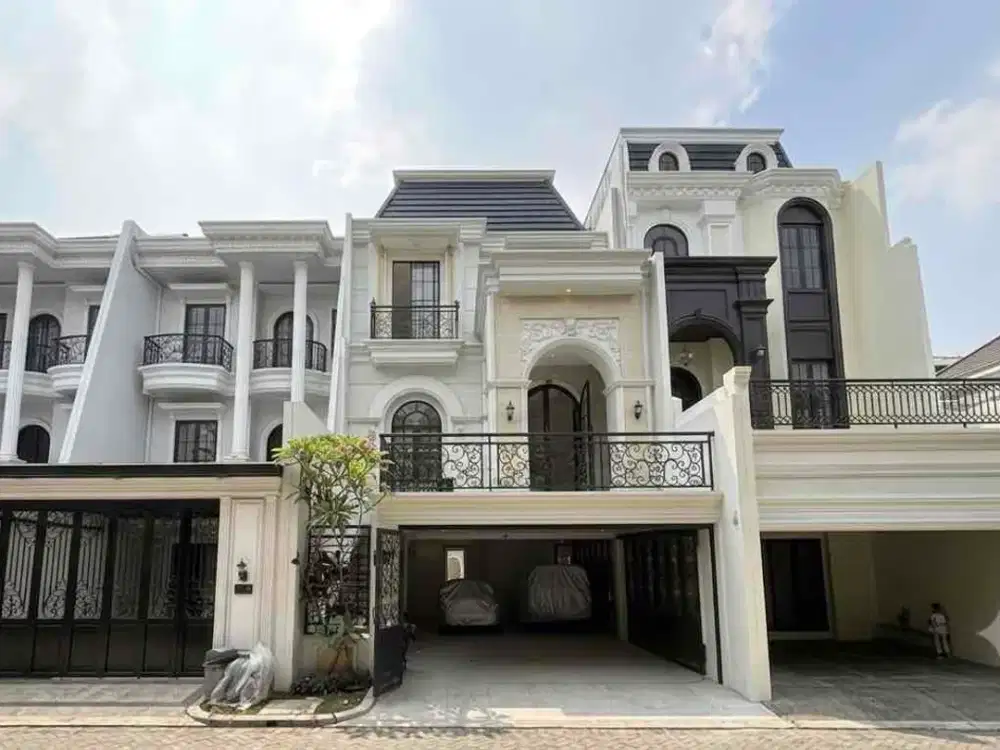Townhouse di Jagakarsa Dengan Private Pool dekat Tol Andara
