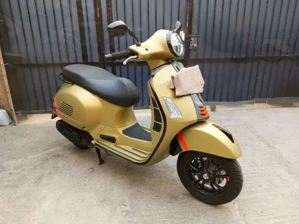 Vespa GTS igets Super Sport