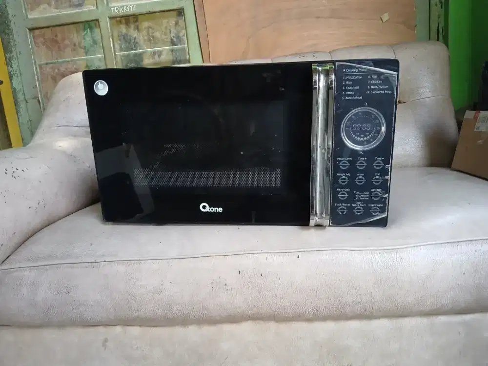 Microwave/ oven