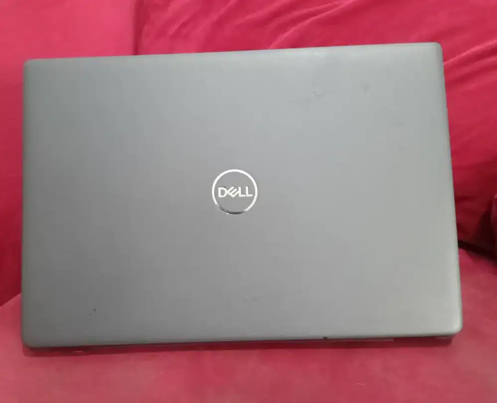 Dell latitude 3410 Core i3 10110u/ 8gb/ SSD 256gb siap kerja