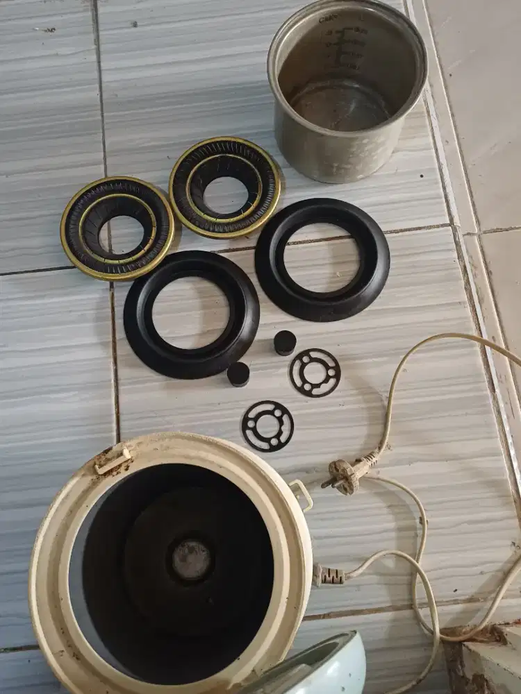 jual mejikom masih bisa buat masak dan sumbu kompor tanam masih baru