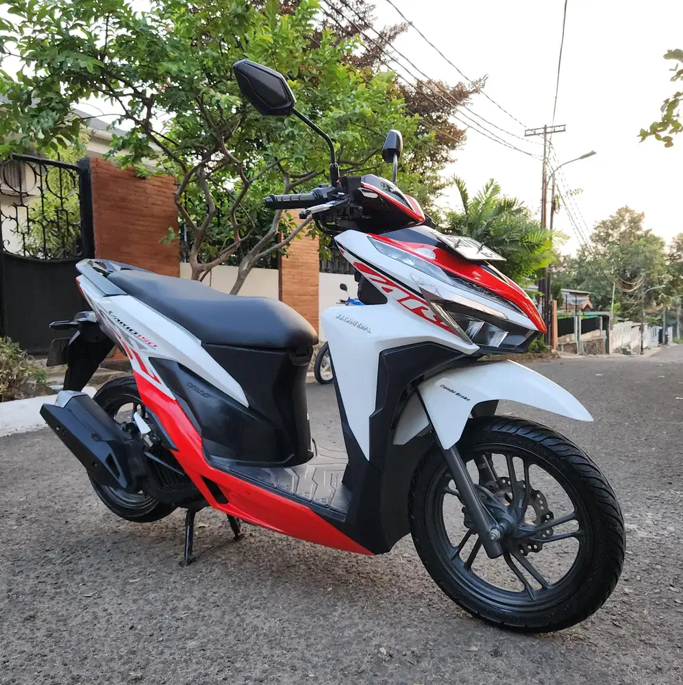 Seperti baru! HONDA NEW VARIO 150 FI KEYLESS 2021 Akhir Pajak On