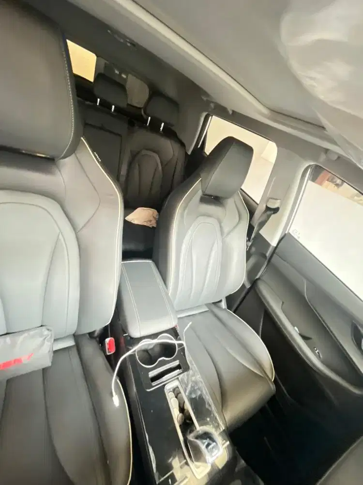 Dijual Chery Tiggo Cross Hybrid 2025 – Putih