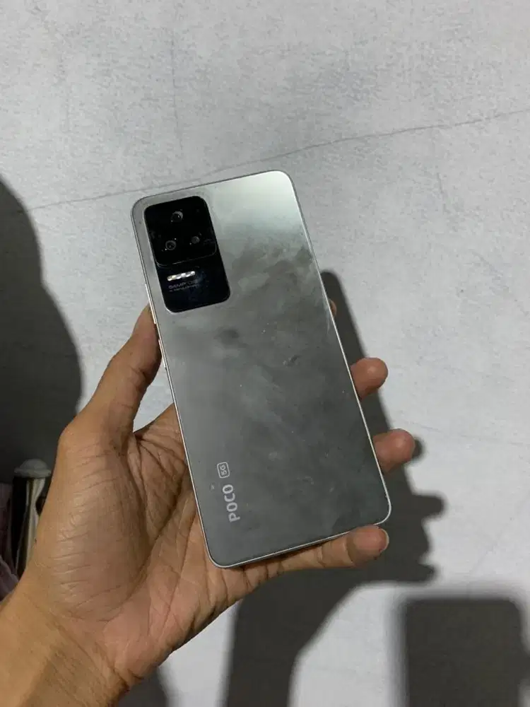 Poco F4 6/128 Resmi