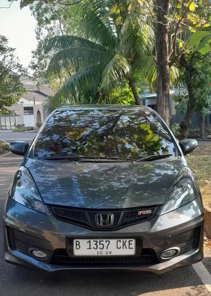HONDA JAZZ RS AT 2013
