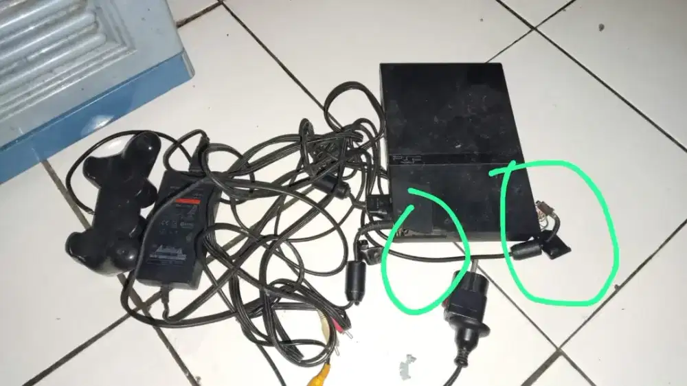 Di for sole PS 2 model slim kondisi bekas tapi masih joss