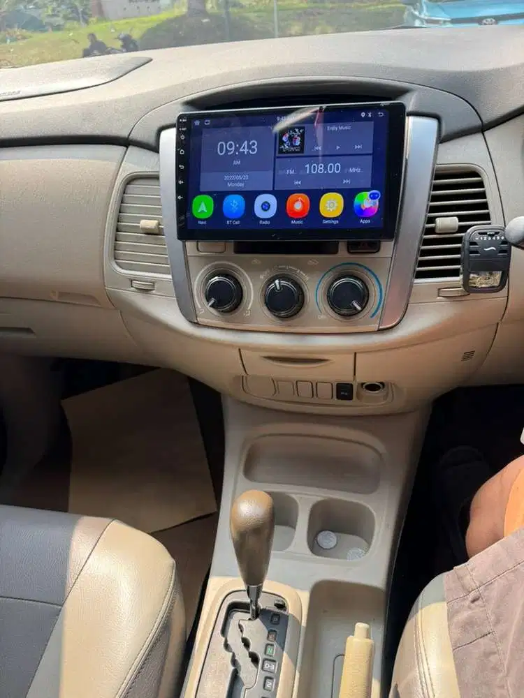 Toyota Kijang Innova 2014 Bensin
